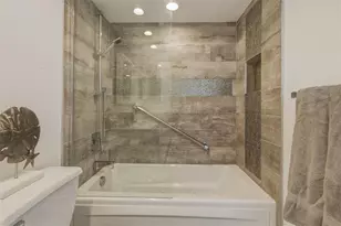 1351 Gulf Blvd, Clearwater Beach, FL 33767 - Photo 26