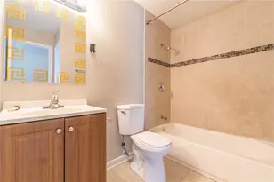 9304 N Elmer St, Tampa, FL 33612 - Photo 6