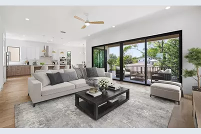 1943 Shore Acres Boulevard NE, Saint Petersburg, FL 33703 - Photo 2