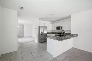 5217 Hillside Mdw Pl, Tampa, FL 33610 - Photo 10