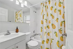 2301 W Eldred Dr, Tampa, FL 33603 - Photo 16
