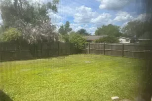 6029 Christina Dr E, Lakeland, FL 33813 - Photo 4