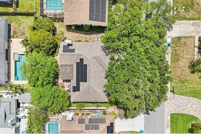 8083 Bayhaven Drive, Seminole, FL 33776 - Photo 38