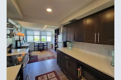 4720 Locust Street NE #219, Saint Petersburg, FL 33703 - Photo 2