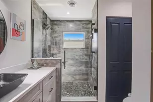 5428 7th Ave N, Saint Petersburg, FL 33710 - Photo 24