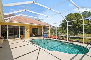 7219 Coachlight St, Sarasota, FL 34243 - Photo 26