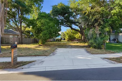 2929 W Averill Avenue, Tampa, FL 33611 - Photo 1