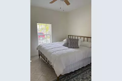 101 E Bay Drive, Treasure Island, FL 33706 - Photo 6