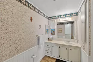 716 Sanchez Cir, North Port, FL 34287 - Photo 22
