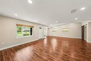4015 W Land Ave, Tampa, FL 33616 - Photo 10