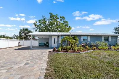 107 6th Street NW, Ruskin, FL 33570 - Photo 2