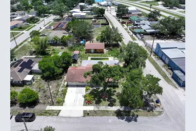 505 Fielder Boulevard, Sebring, FL 33870 - Photo 2