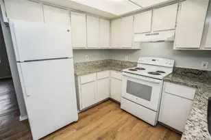 1277 Sylvia Ave, Spring Hill, FL 34606 - Photo 4