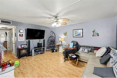 8402 111th Street N #101, Seminole, FL 33772 - Photo 6