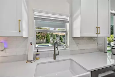 1031 W Alfred Street, Tampa, FL 33603 - Photo 18