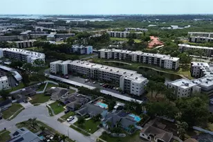 6080 80th St N, Saint Petersburg, FL 33709 - Photo 30