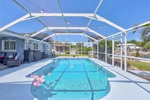 563 Lewis Blvd SE, Saint Petersburg, FL 33705 - Photo 26