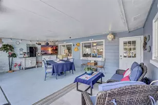 563 Lewis Blvd SE, Saint Petersburg, FL 33705 - Photo 24