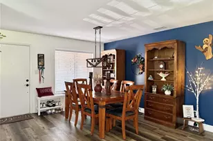 207 Granada Ct N, Plant City, FL 33566 - Photo 4