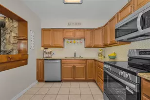 1300 63rd Ave N, Saint Petersburg, FL 33702 - Photo 16