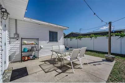1300 63rd Avenue N, Saint Petersburg, FL 33702 - Photo 34