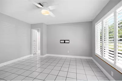 7500 Orpine Drive N, Saint Petersburg, FL 33702 - Photo 2