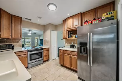 381 Club Manor Drive, Sun City Center, FL 33573 - Photo 8