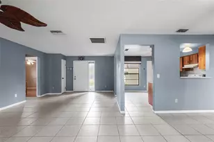 17635 Meadowbridge Dr, Lutz, FL 33549 - Photo 6