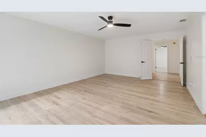 13934 Clubhouse Circle #8, Tampa, FL 33618 - Photo 34