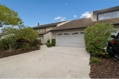 13934 Clubhouse Circle #8, Tampa, FL 33618 - Photo 2