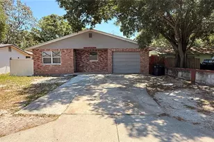 2658 61st Ave N, Saint Petersburg, FL 33714 - Photo 2