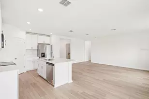10437 Abundance Grv Wy, Parrish, FL 34219 - Photo 2
