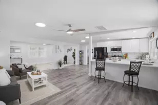 1511 4th St SW, Largo, FL 33770 - Photo 6