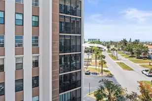 10355 Paradise Blvd, Treasure Island, FL 33706 - Photo 38