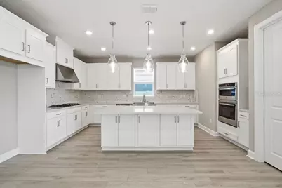 7808 Caspian Street, Palmetto, FL 34221 - Photo 4