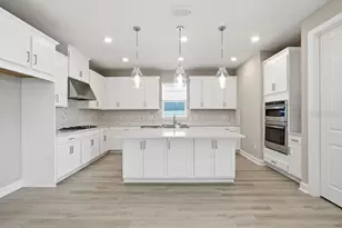 7808 Caspian St, Palmetto, FL 34221 - Photo 4