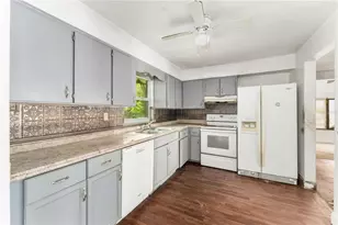 717 NW 253rd St, Newberry, FL 32669 - Photo 20