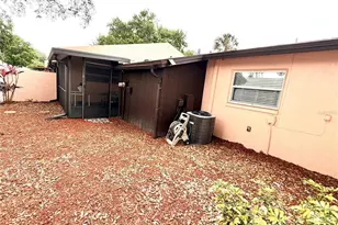 7238 55th Ave N, Saint Petersburg, FL 33709 - Photo 8