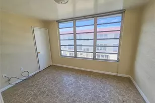 3010 59th St S, Gulfport, FL 33707 - Photo 8
