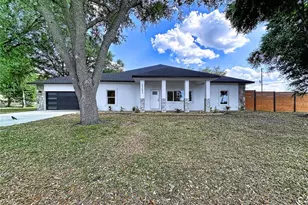 32502 Greenwood Loop, Wesley Chapel, FL 33545 - Photo 6