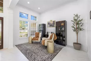 10254 Shadow Branch Dr, Tampa, FL 33647 - Photo 6