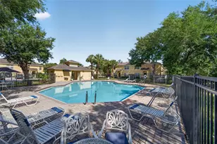 37604 Aaralyn Rd, Zephyrhills, FL 33542 - Photo 30