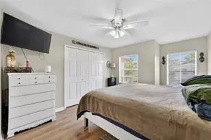 37604 Aaralyn Rd, Zephyrhills, FL 33542 - Photo 16