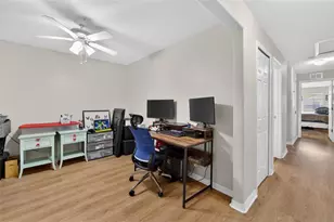 37604 Aaralyn Rd, Zephyrhills, FL 33542 - Photo 22