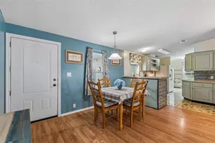 37644 Pinata Ave, Zephyrhills, FL 33541 - Photo 18