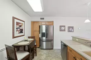 6077 Bahia Del Mar Blvd, Saint Petersburg, FL 33715 - Photo 10