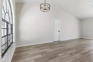 8452 Yearling Ln, New Port Richey, FL 34653 - Photo 6