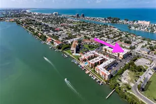 8911 Blind Pass Rd, Saint Pete Beach, FL 33706 - Photo 32