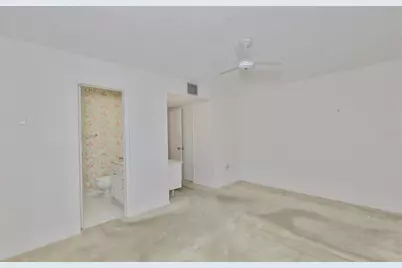 1525 Allegheny Drive, Sun City Center, FL 33573 - Photo 22