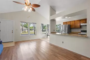 3753 Mackenzie Ct, Palm Harbor, FL 34684 - Photo 4